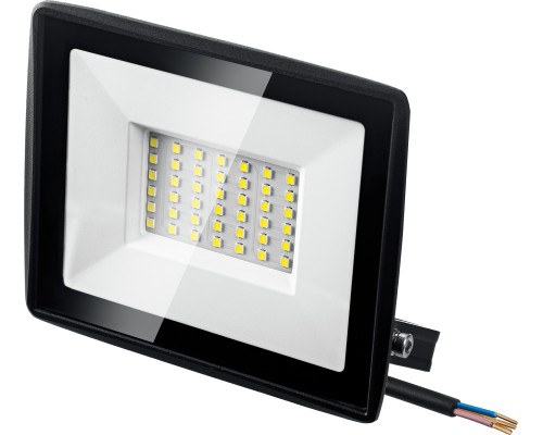 STAYER LED-MAX, 50 Вт, 6500K, IP 65, светодиодный прожектор (57131-50) STAYER LED-MAX, 50 Вт, 6500K, IP 65, светодиодный прожектор (57131-50)